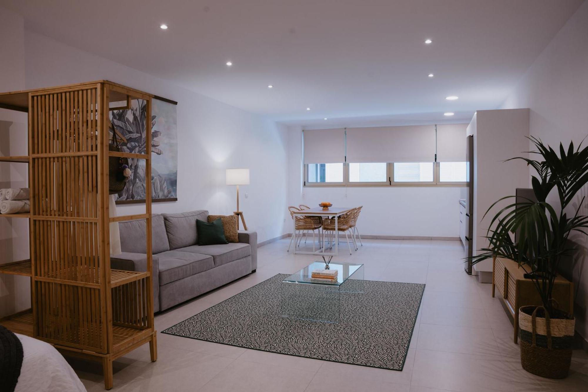 לאס פאלמס דה גראן קנאריה Las Canteras Beach Suites מראה חיצוני תמונה